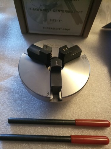 Lathe chuck self centring - 4",