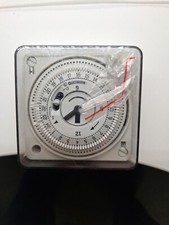 VAT INC - MAXIBRIGHT 240V 16A