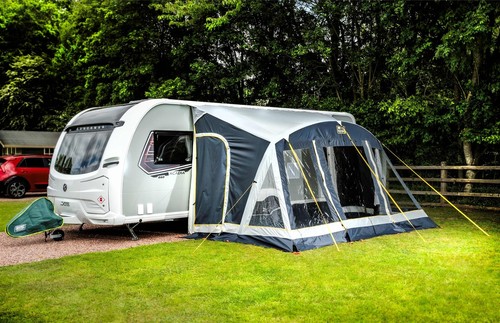 Maypole caravan stoneleigh - stoneleigh, air
