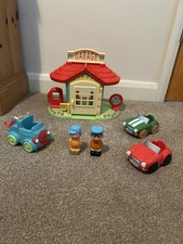ELC Happyland Garage Set, Mechanic, Driver, cars, Tow Truck