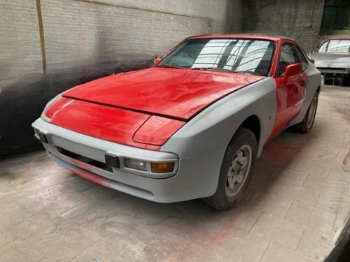 Porsche 944 1983 rolling - porsche,