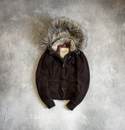 Abercrombie fitch s size - &,