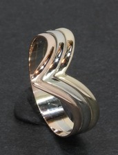 9 Carat 3 Coloured Gold