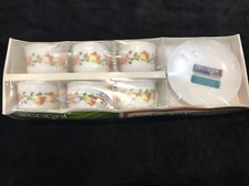 Arcopal 6 Cups And Saucers