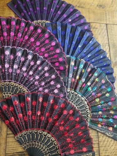 Fabric embroidered folding - embroidered,