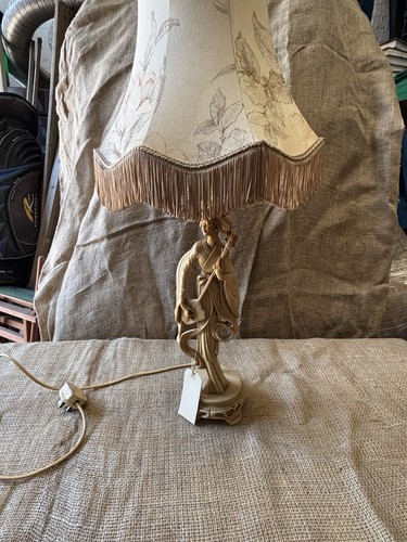 Lamp the figurine - depicts, a