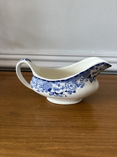 Rare gravy boat britannia of - rare,