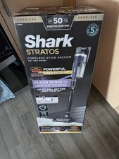 SHARK Stratos pet pro IZ411UKT