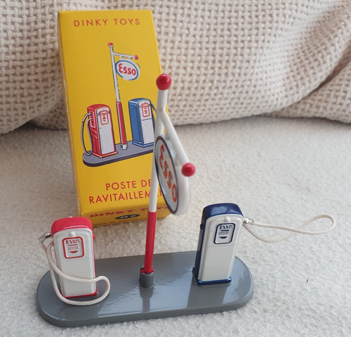 Editions atlas group - editions, dinky