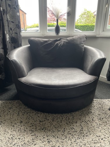 Black rotating cuddle chair - black,