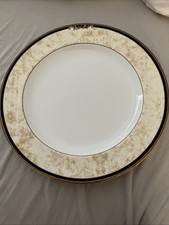 Wedgwood Bone China Cornucopia Charger Plate 34cm 1995