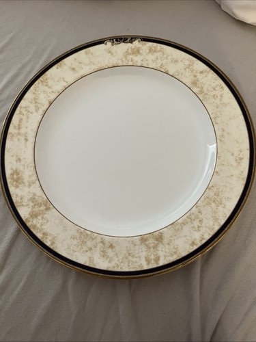 Wedgwood bone china cornucopia - wedgwood,
