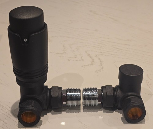 Matt black corner trv - matt,