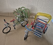 Wire sculpture of a rickshaw(