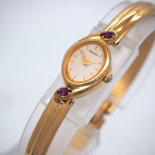 Seiko oval color stone - stone, ladies