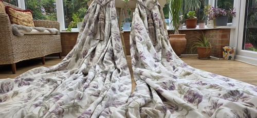Laura ashley gosford - ,