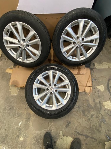 Nissan qashqai j11 215 60r17 - qashqai,