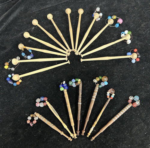 Vintage lace making bobbins - vintage,