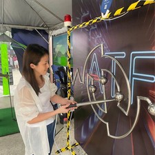 Large Buzz Wire Game Steady Hand Challenge Shock Reaction 71 x 71 Inch Stalls