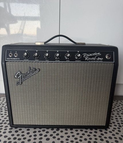 Hand wired fender custom - fender,