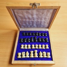 Vintage Travel Wooden Box Marble Top Stone Pieces Chess Set Game 