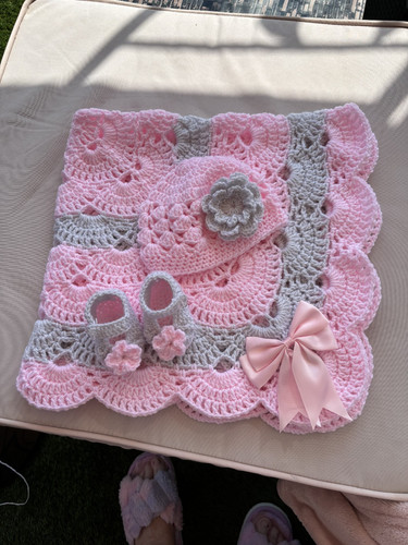 Hand crochet baby shawl x - crochet, 31