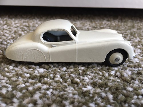 Dinky jaguar xk120 beige - xk120,