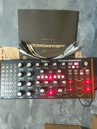 Moog subharmonicon analogue - moog,