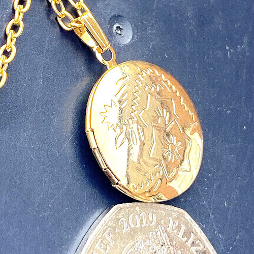Gold plated flower engraved - flower's,