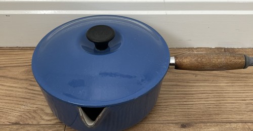 Vintage creuset france - france, 22