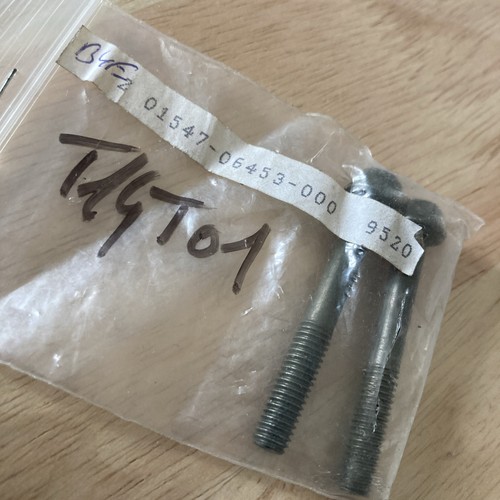Suzuki 01547 06453 screw - x2,