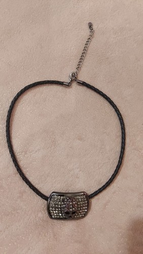 Butler wilson skull pendant - butler,