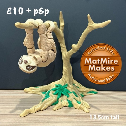 Sloth fidget with - with, tree
