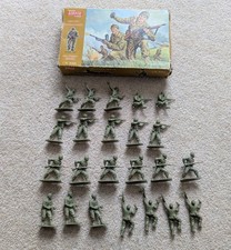 Vintage Airfix toy soldiers