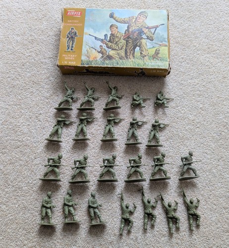 Vintage airfix toy soldiers - airfix,