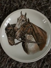 Biltons England Horse Plate
