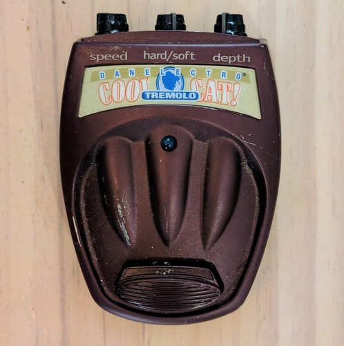Danelectro cool cat - cat, tremolo
