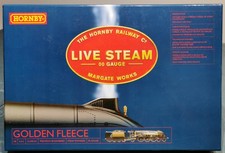 Hornby R2368 Class A4 'Golden