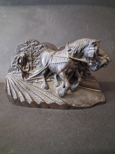 Vintage heredities cold cast - vintage,