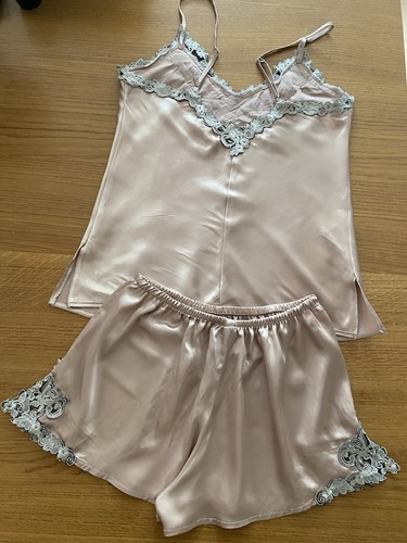 Beautiful gold embellished - beautiful,