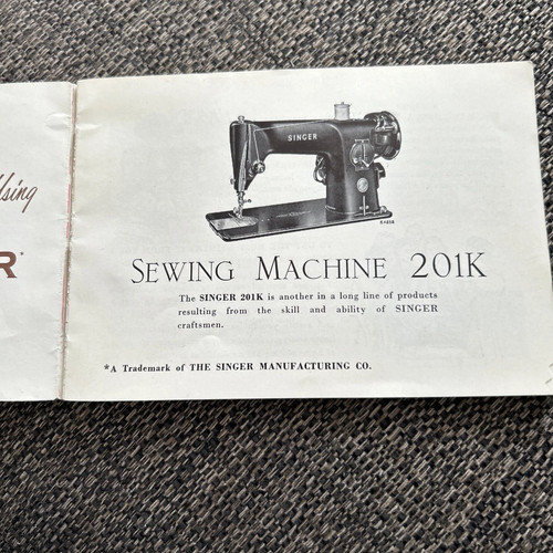 Singer sewing machine - singer,