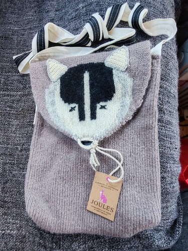 Joules knitted badger design - badger,