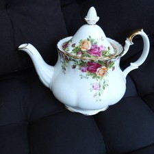 ROYAL ALBERT - OLD COUNTRY