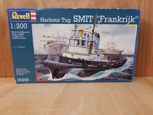 Revell 200 harbour - tug, smit