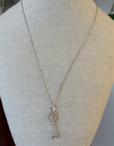 Tiffany open heart - &, co