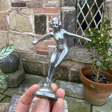 VINTAGE SPEED NYMPH CAR