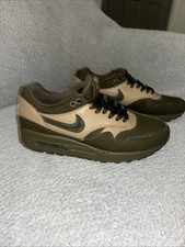 NIKE AIR MAX 1 Size8 LEATHER