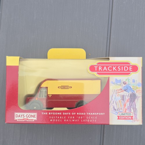 Lledo trackside bedford van - lledo,