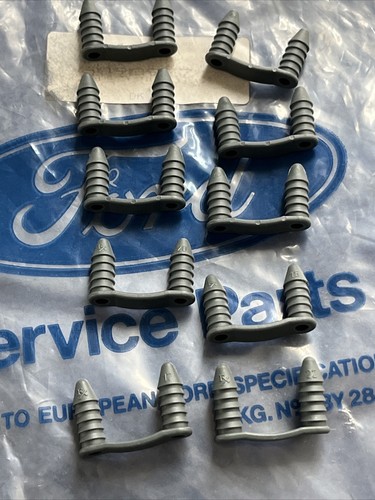 Grey wiring loom clips - 10,