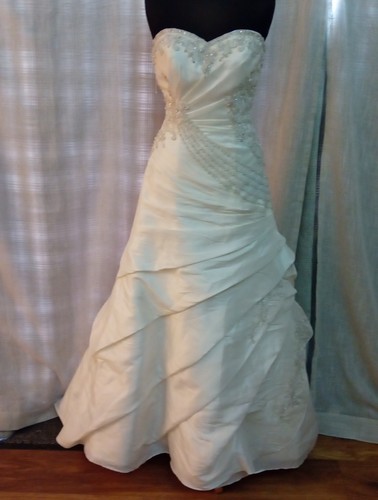 Wedding dress size ivory - dress,
